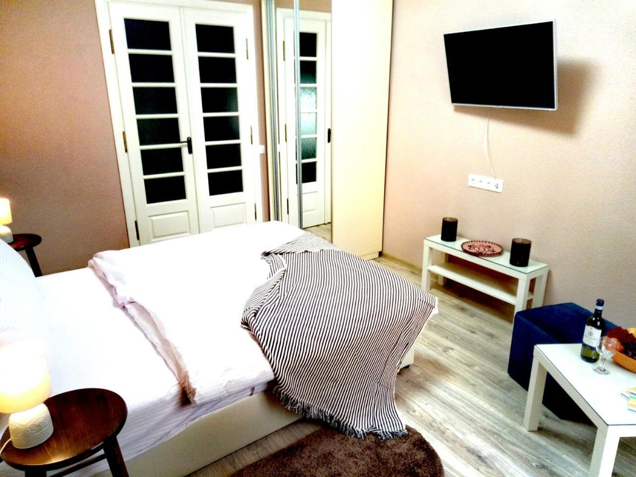 Apart Club Dzhambula Apartment แชร์นิฟซี ภายนอก รูปภาพ